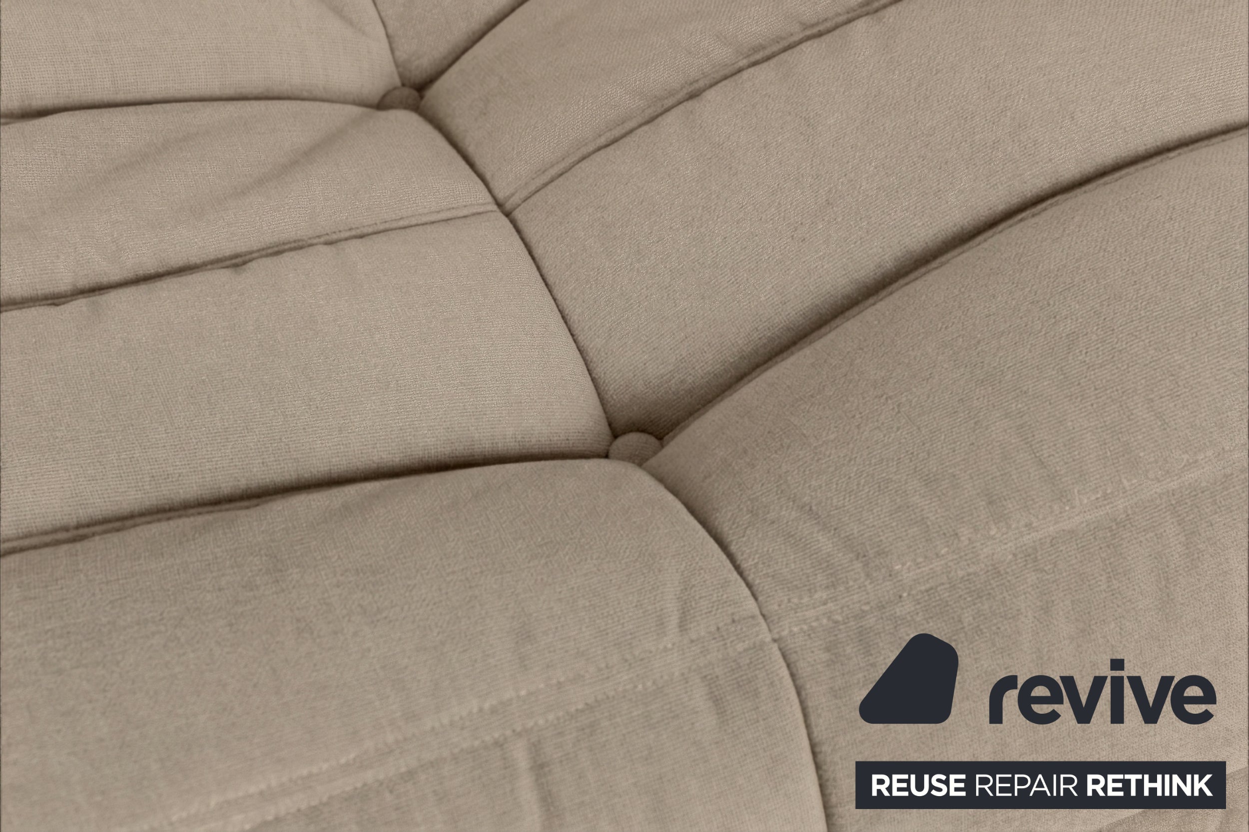 Ligne Roset Togo Garnitur Ecksofa Zweisitzer Sofa Couch Sessel Eckelement Stoff MALOU 107 Beige Neubezug