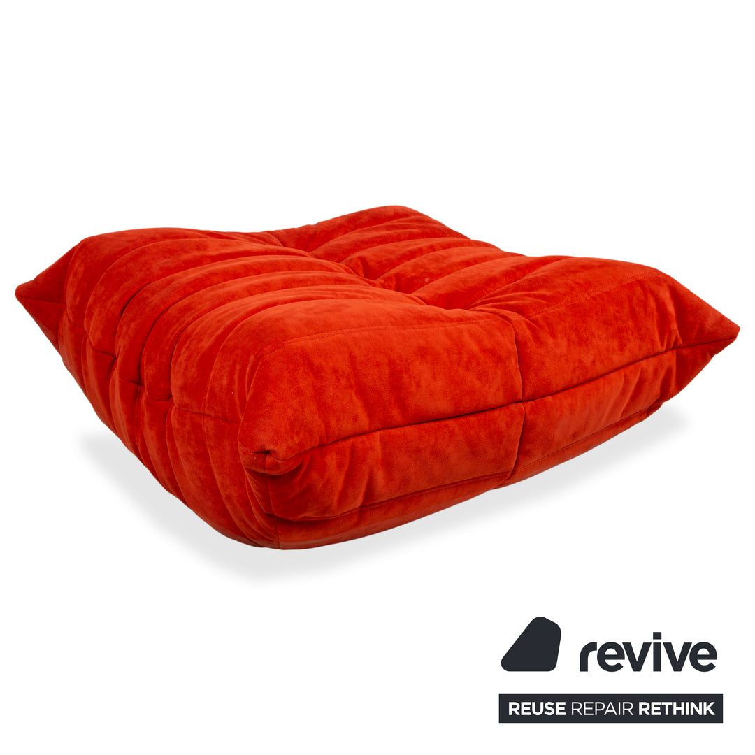 Ligne Roset Togo Garnitur Stoff Dreisitzer Zweisitzer Hocker Rot Sofa Couch