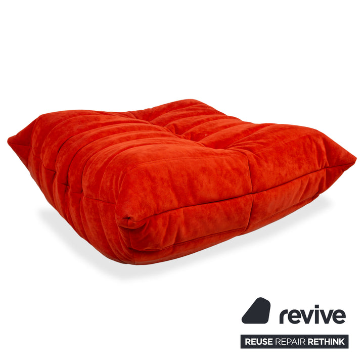 Ligne Roset Togo Garnitur Stoff Dreisitzer Zweisitzer Hocker Rot Sofa Couch