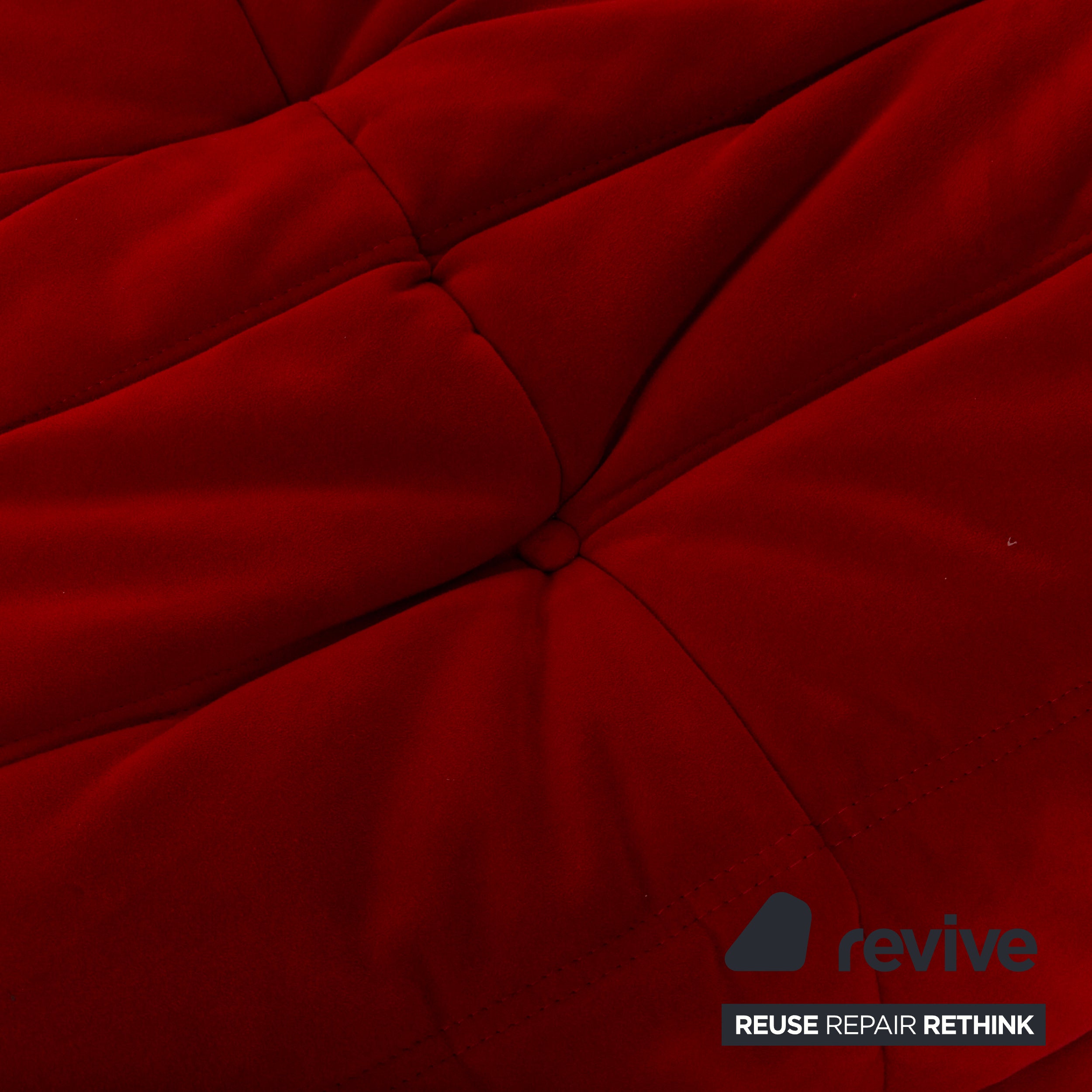Ligne Roset Togo Pouf Alcantara Rouge Corail Tissu
