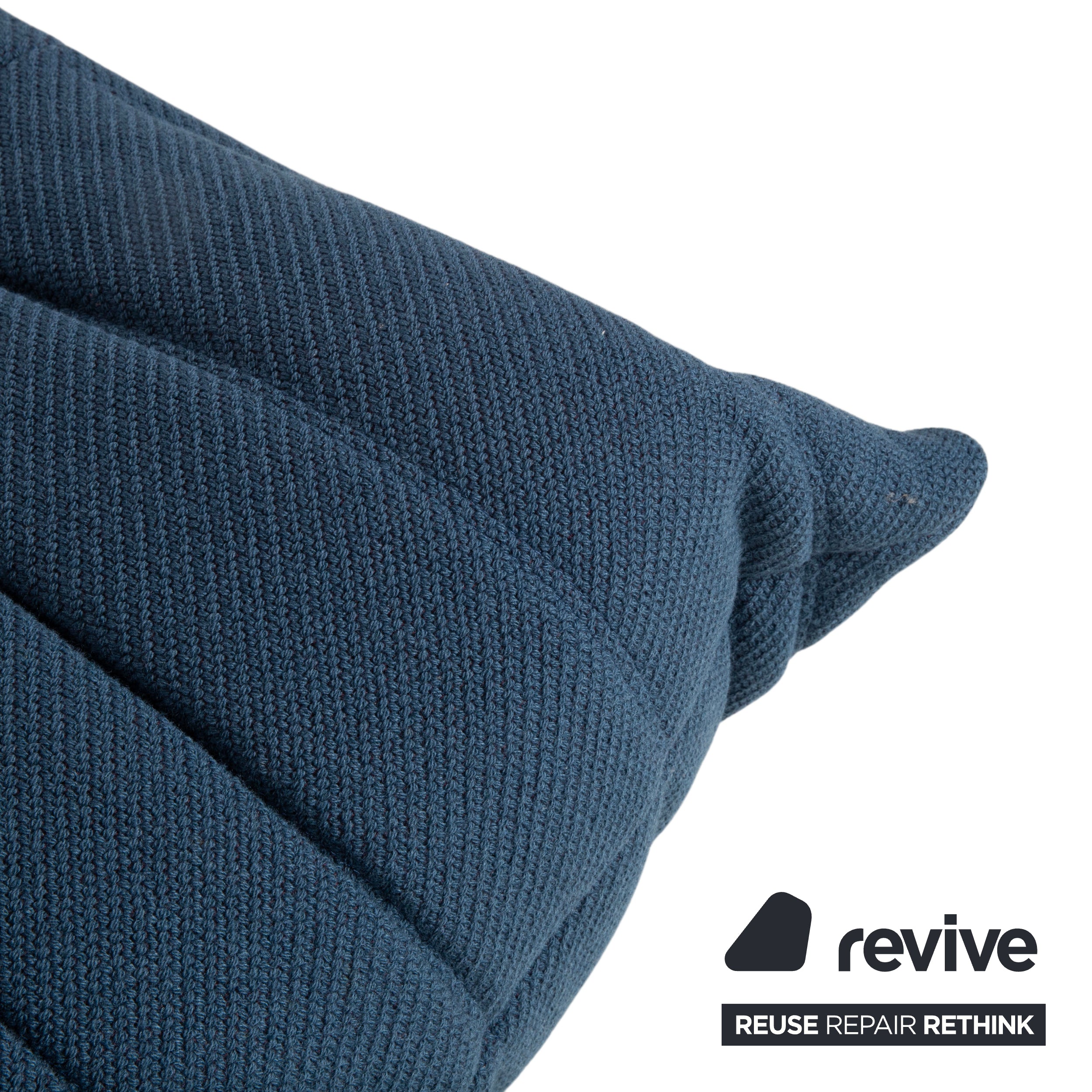 Ligne Roset Togo Pouf Tissu Bleu Pétrole