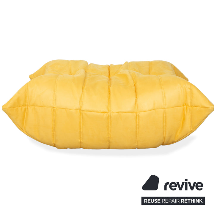Ligne Roset Togo Hocker Stoff Gelb Neubezug