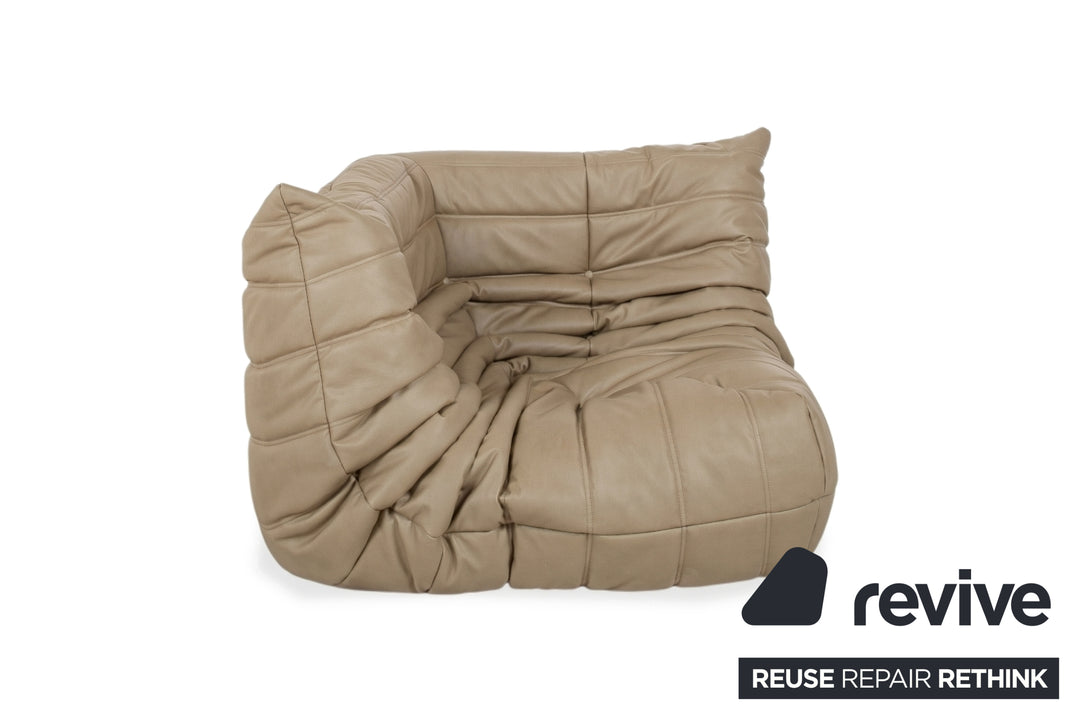 Ligne Roset Togo Sessel Ecke veganes Leder Neubezug Sandfarbend