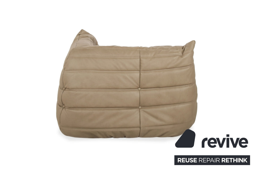 Ligne Roset Togo Sessel Ecke veganes Leder Neubezug Sandfarbend