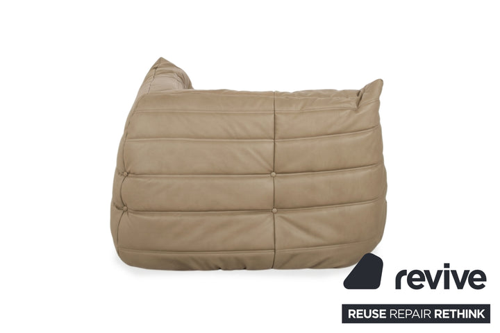 Ligne Roset Togo Sessel Ecke veganes Leder Neubezug Sandfarbend