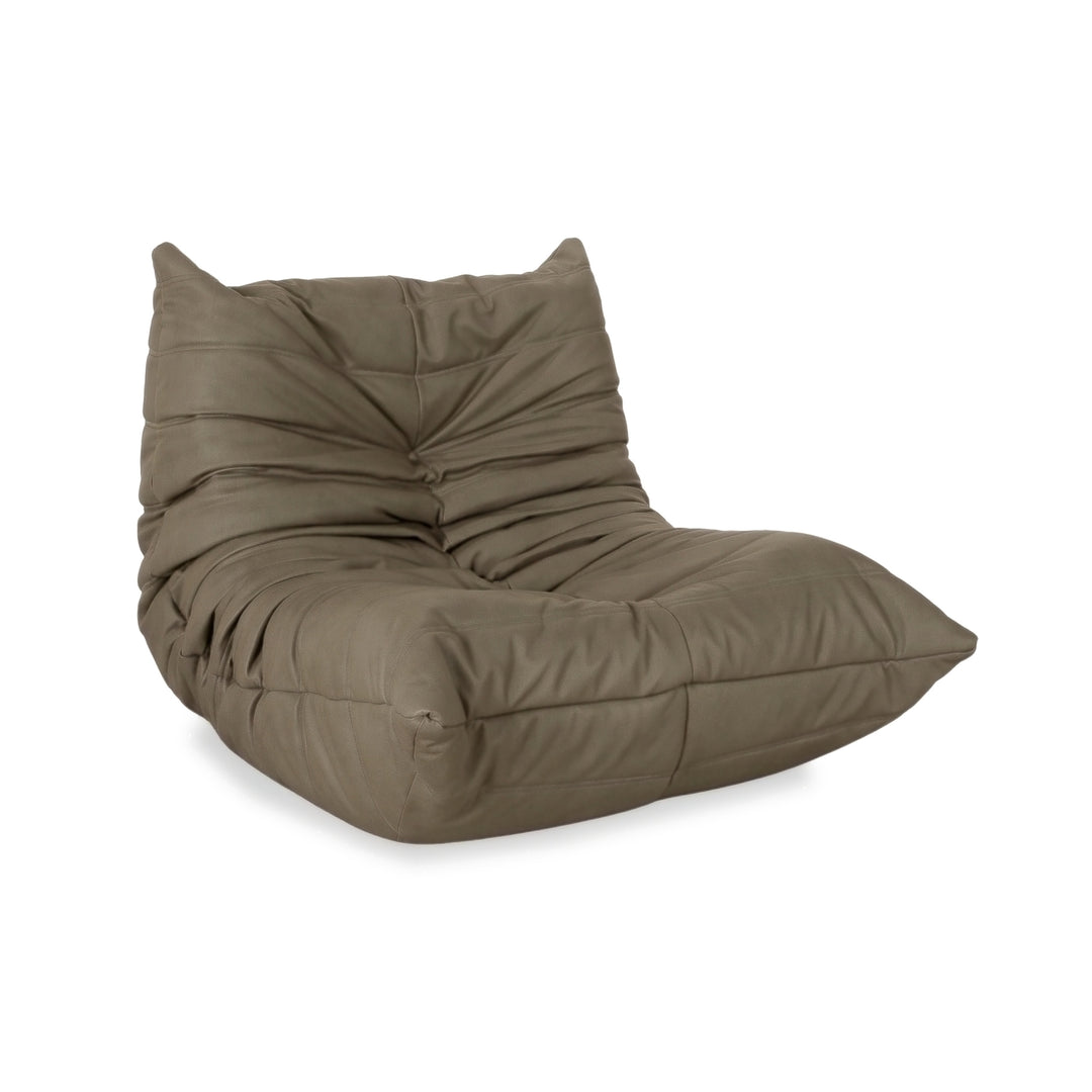 ligne roset Togo Sessel Khaki veganes Leder Neubezug