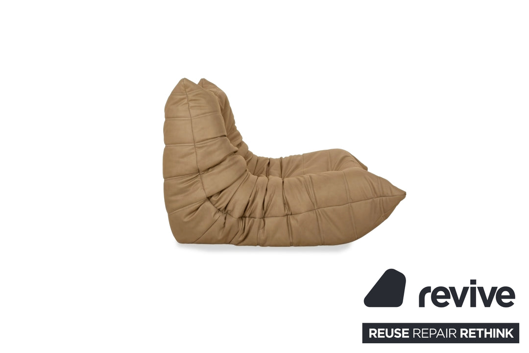 ligne roset Togo Sessel Sand veganes Leder Neubezug