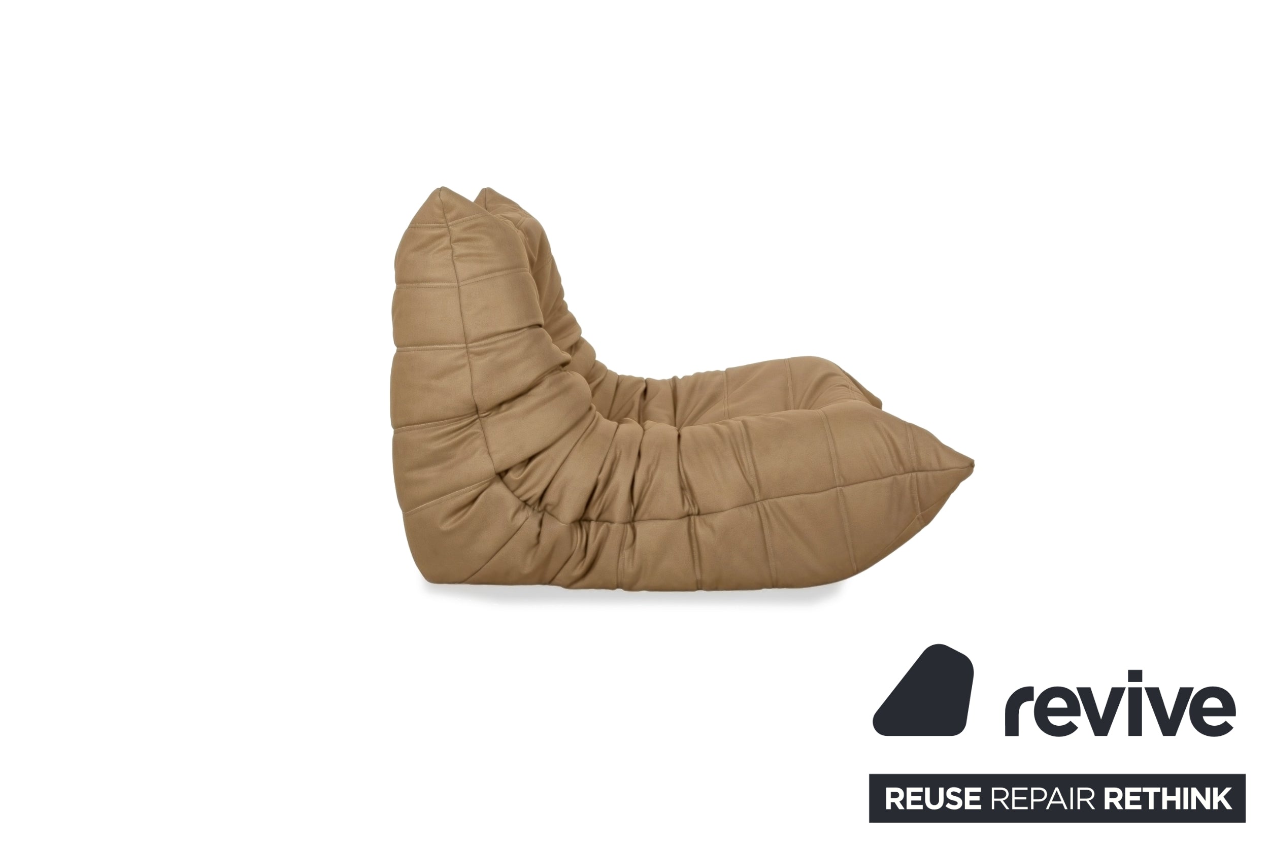 ligne roset Togo Sessel Sand veganes Leder Neubezug