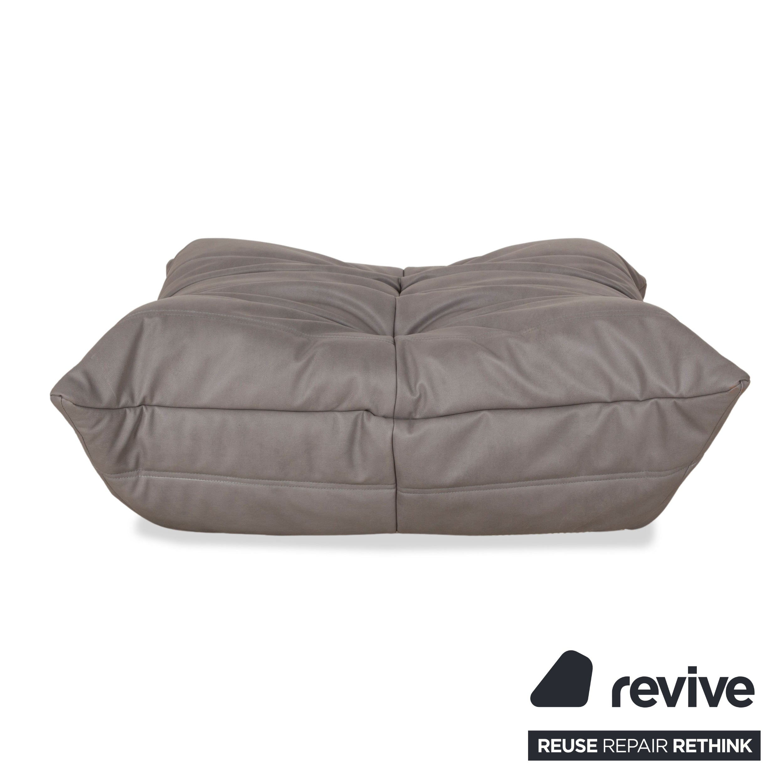 Ensemble fauteuil et tabouret Togo ligne roset en cuir vegan gris neuf