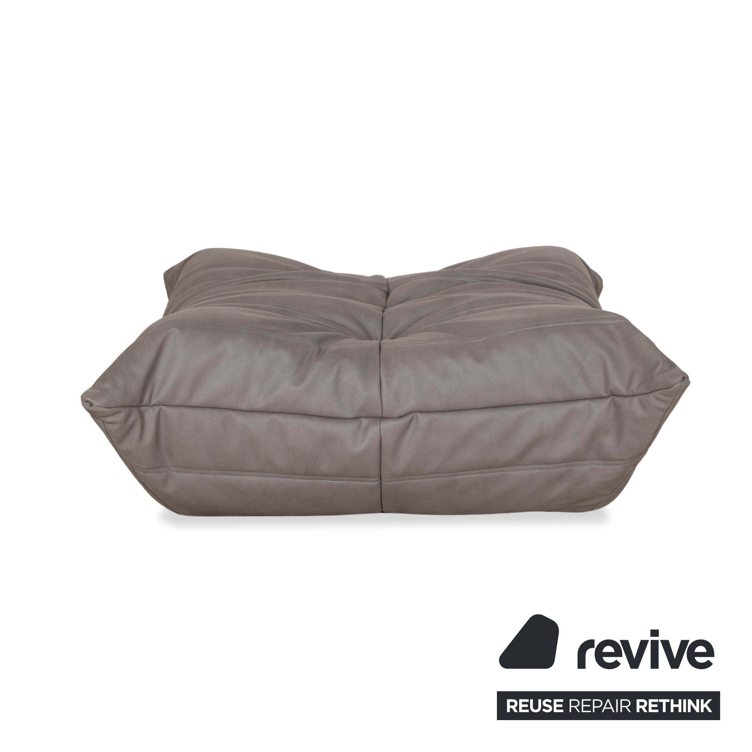 Ensemble fauteuil et tabouret Togo ligne roset en cuir vegan gris neuf