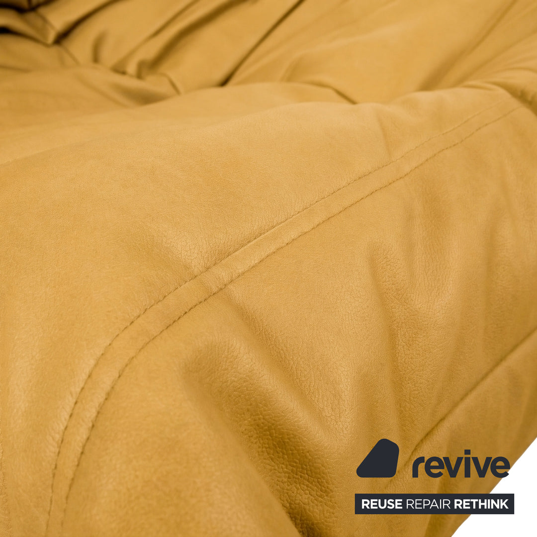 Ligne Roset Togo Sessel Veganes Leder Senfgelb Neubezug