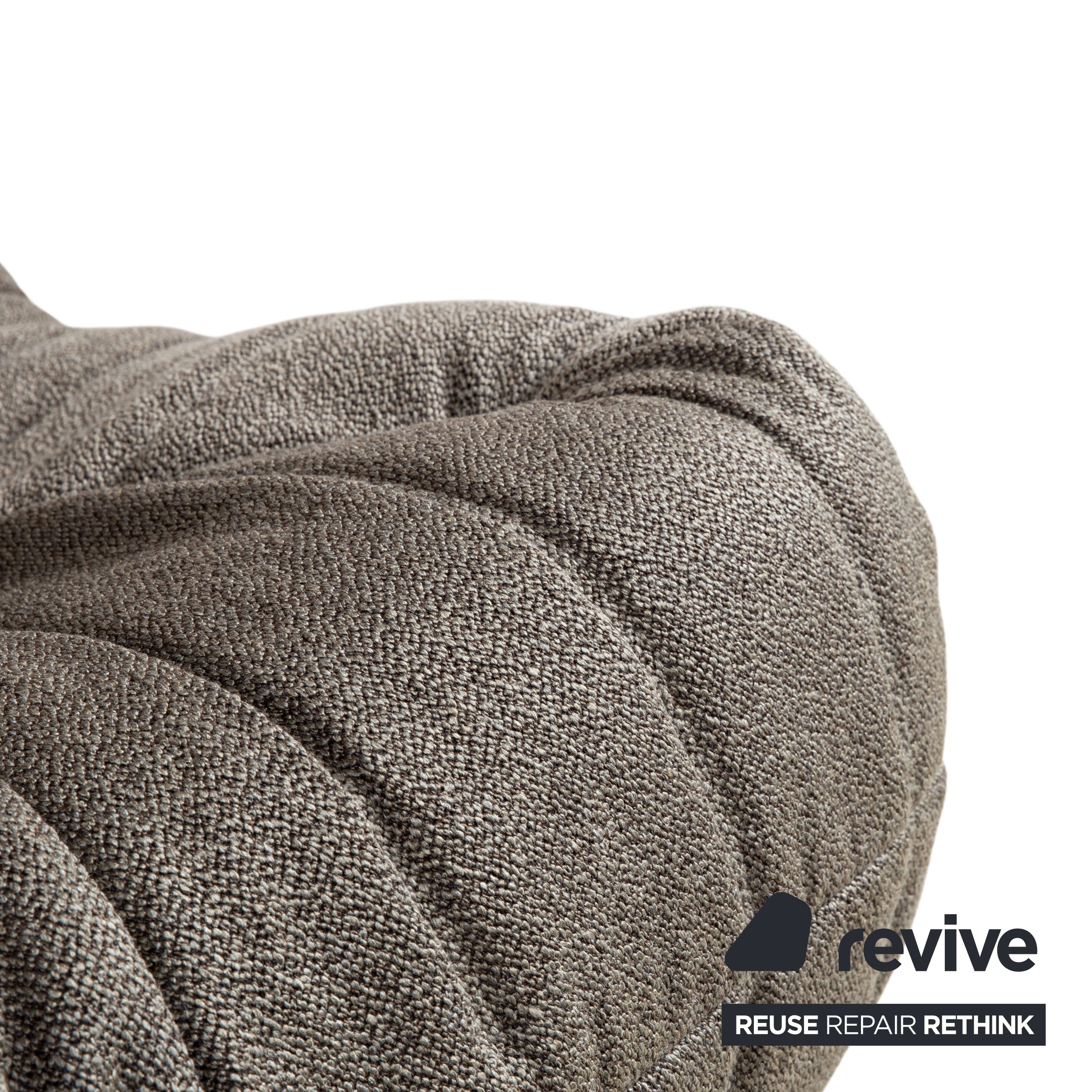 Ligne Roset Togo Fauteuil d'angle en tissu gris-marron, retapissé