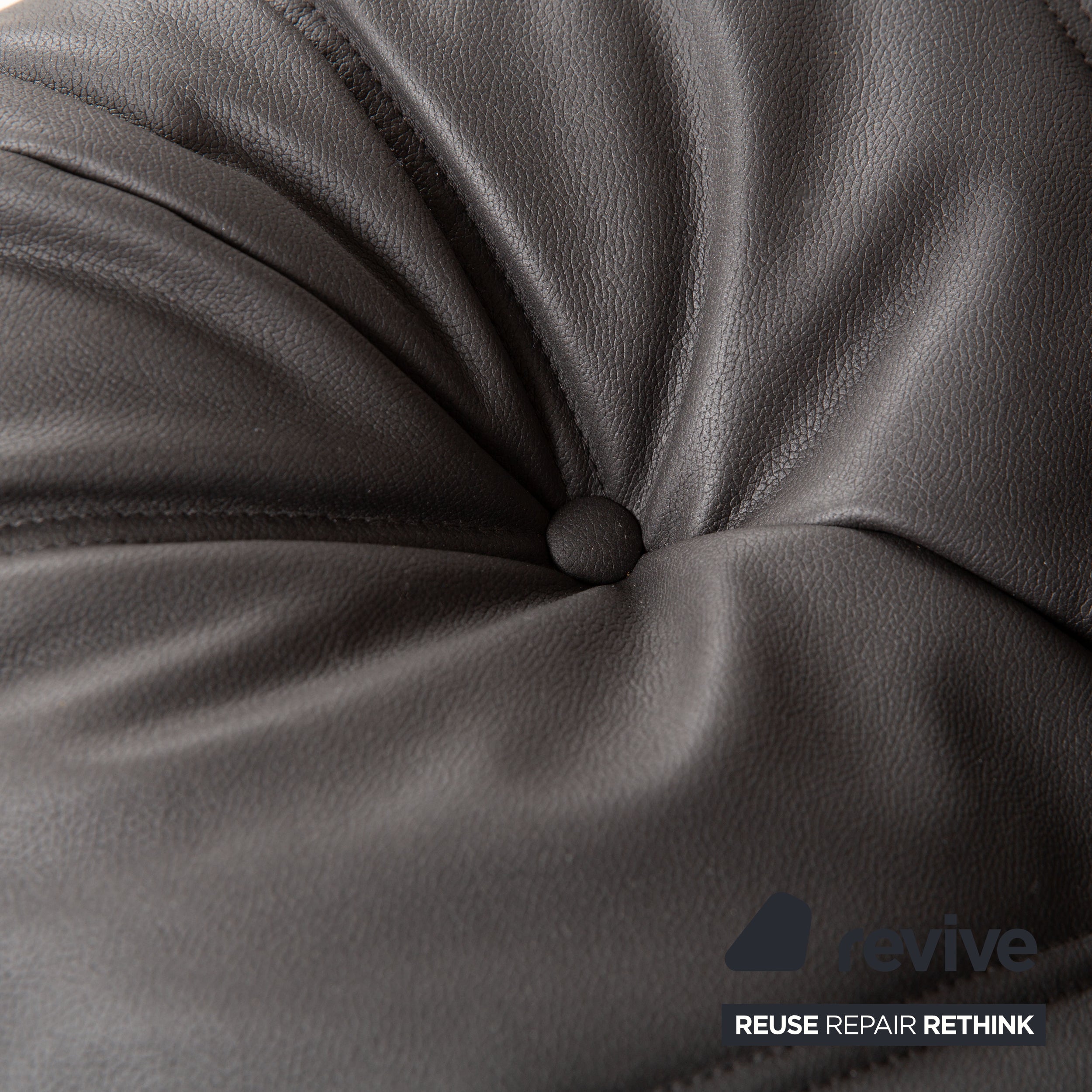 ligne roset Fauteuil en tissu cuir vegan Togo noir housse neuve