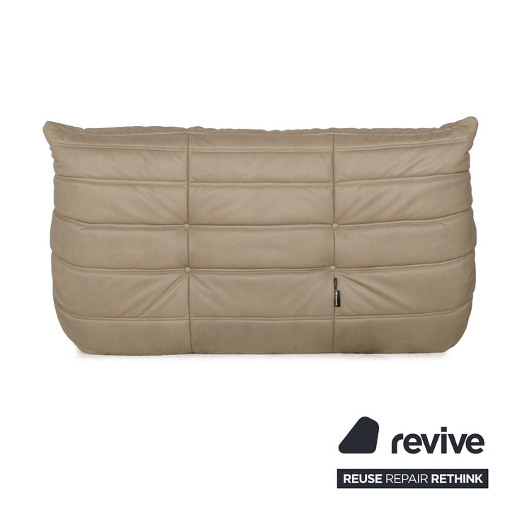 Ligne Roset Togo Veganes Leder Zweisitzer Sofa Couch Beige Neubezug