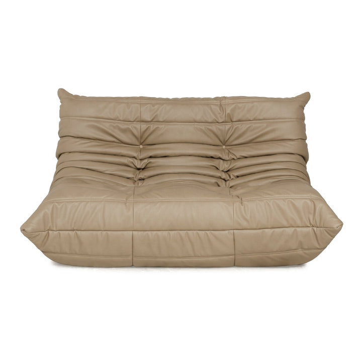 Ligne Roset Togo Veganes Leder Zweisitzer Sofa Couch Beige Neubezug