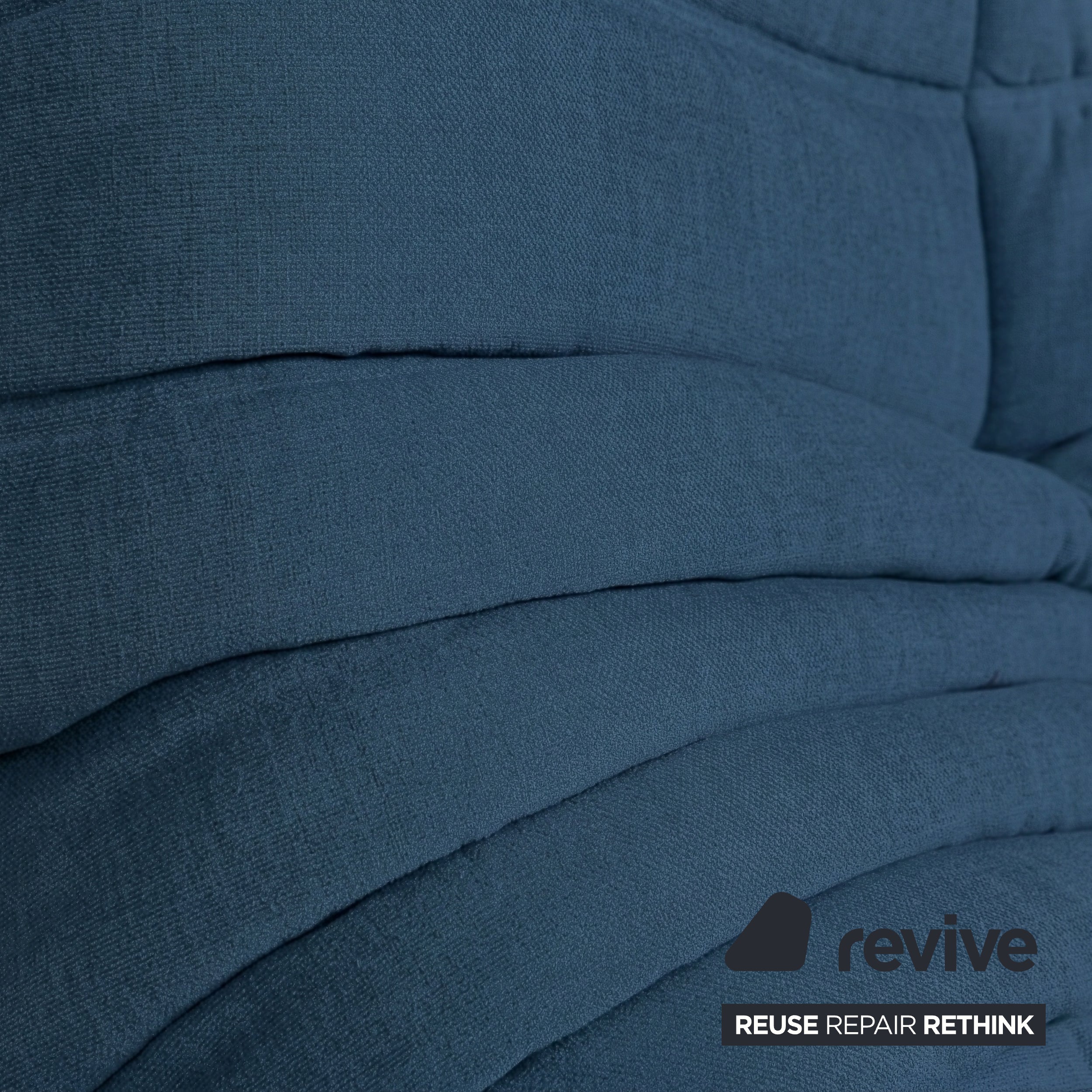Ligne Roset Togo Zweisitzer Sofa Couch Stoff Blau Petrol Neubezug