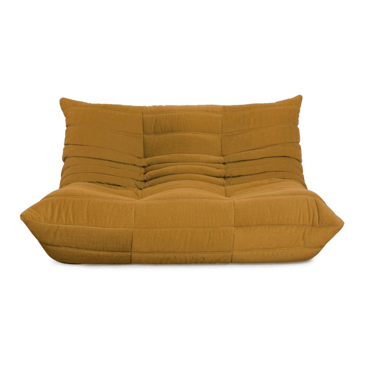 Ligne Roset Togo Stoff Zweisitzer Senfgelb Neubezug