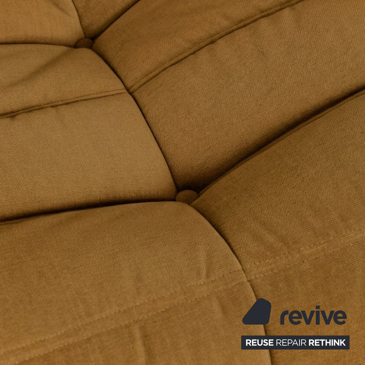 Ligne Roset Togo Stoff Zweisitzer Senfgelb Neubezug
