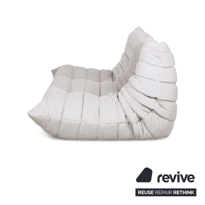 Ligne Roset Togo Zweisitzer Sofa Couch Stoff Weiß Grau Neubezug