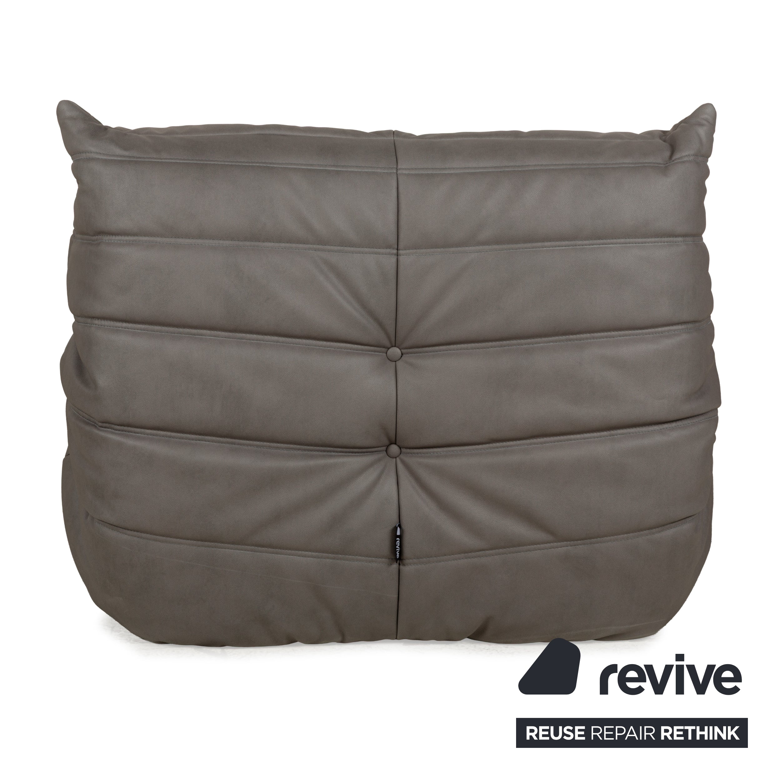 Fauteuil Togo en cuir textile vegan Ligne Roset, revêtement gris