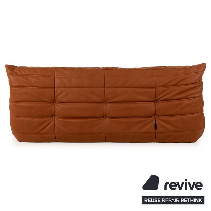 Ligne Roset Togo veganes Leder Dreisitzer Braun Cognac Neubezug