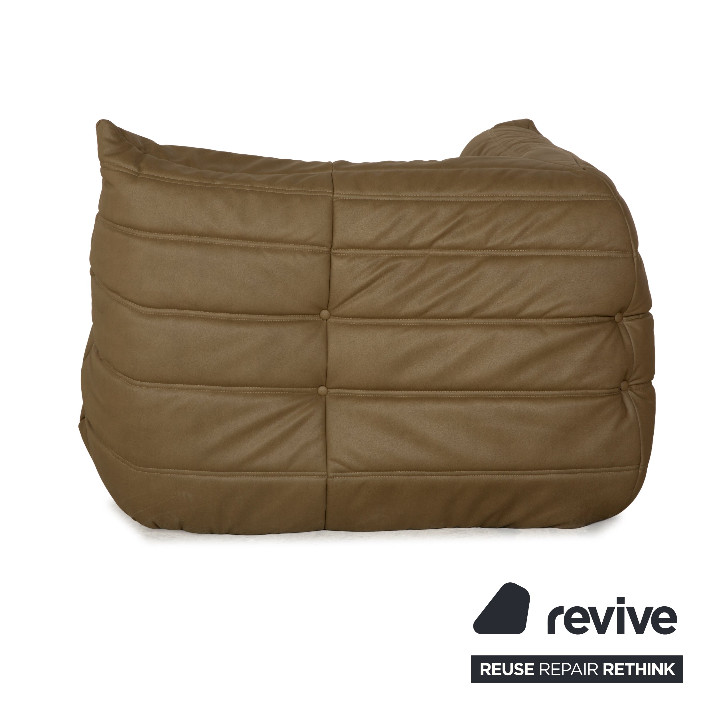 Fauteuil d'angle Togo en cuir vegan Ligne Roset vert olive kaki