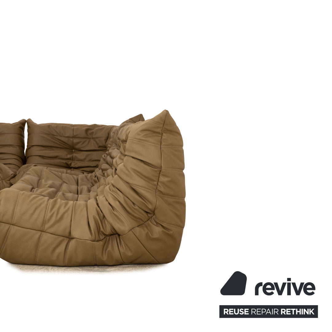 Ligne roset Canapé d'angle en tissu cuir vegan Togo vert olive kaki housse neuve