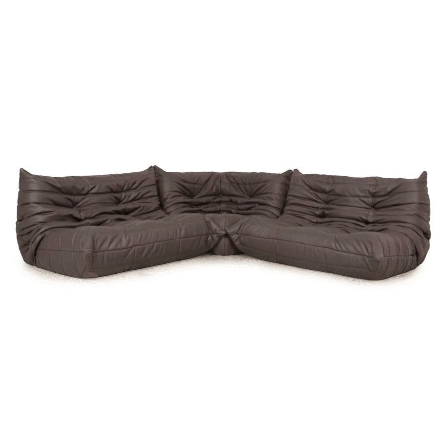 Ligne Roset Togo veganes Leder Stoff Sofa Garnitur Dunkelbraun 2x Zweisitzer und Eckteil Ecksofa Couch Neubezug GAVIN 105