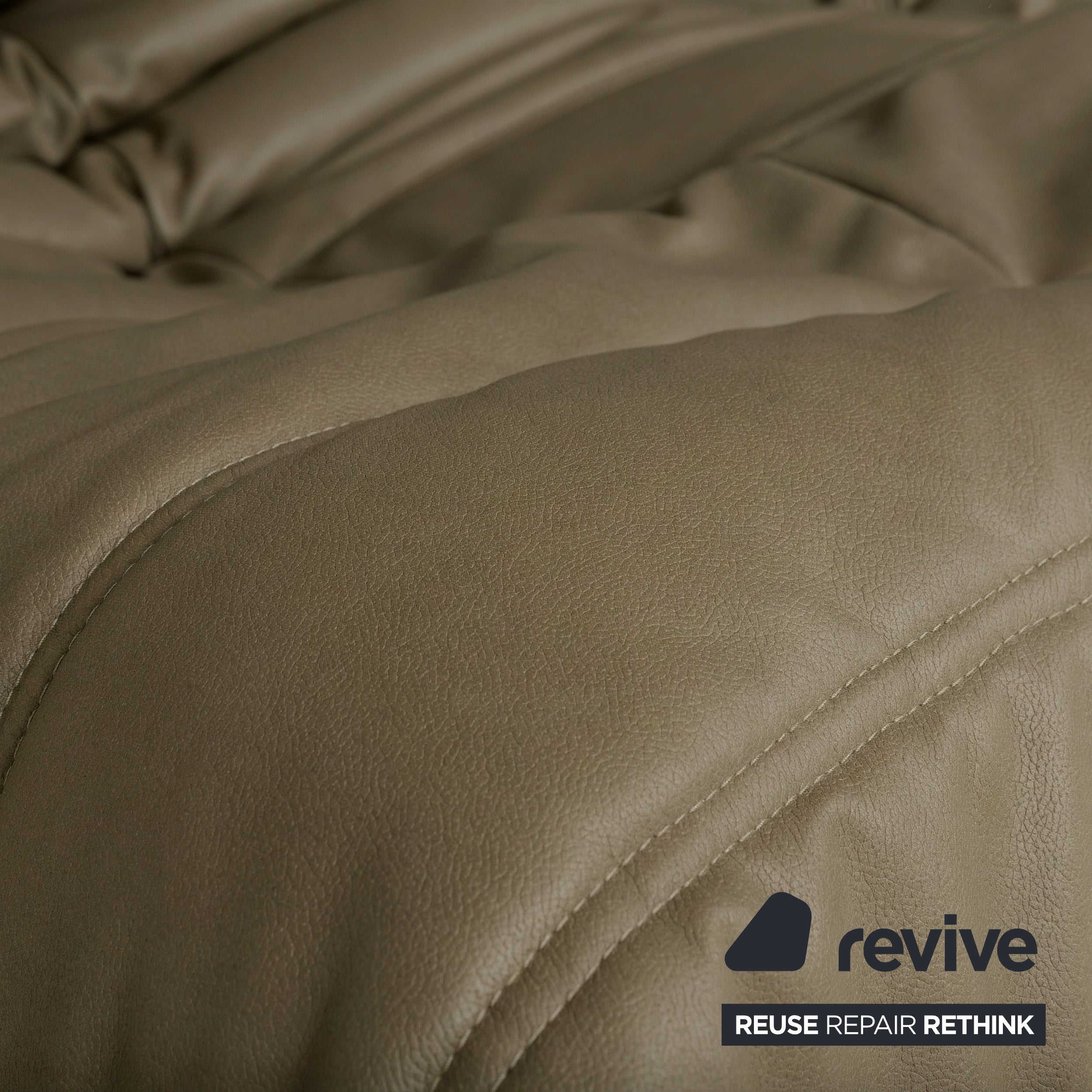 Ligne Roset Togo veganes Leder Stoff Sofa Garnitur Oliv Grün 2x Zweisitzer und Eckteil Ecksofa Couch Neubezug GAVIN 108