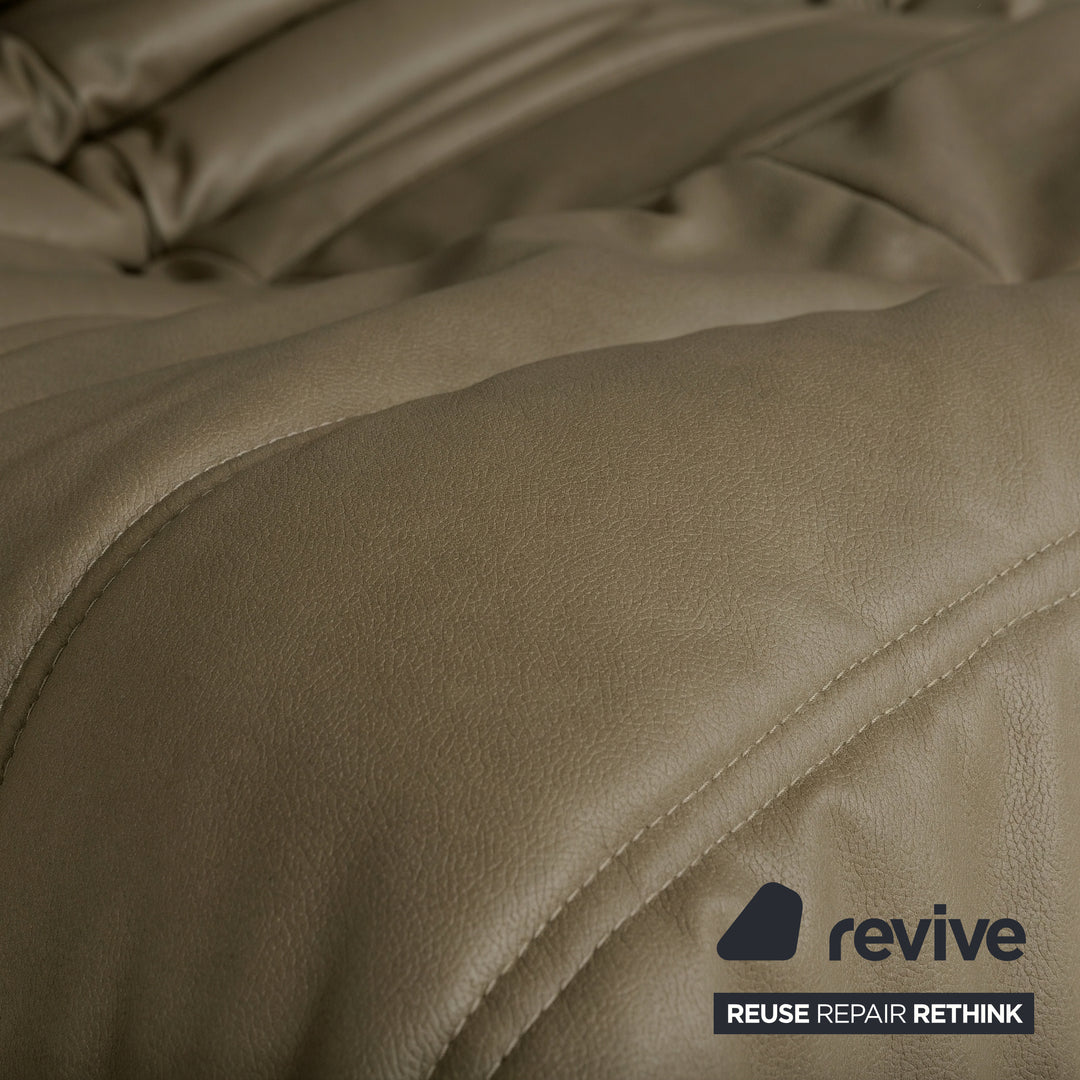 Ligne Roset Togo veganes Leder Stoff Sofa Garnitur Oliv Grün 2x Zweisitzer und Eckteil Ecksofa Couch Neubezug GAVIN 108