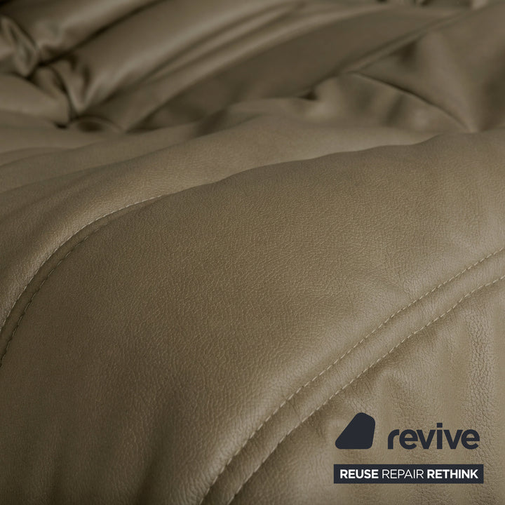 Ligne Roset Togo veganes Leder Stoff Sofa Garnitur Oliv Grün 2x Zweisitzer und Eckteil Ecksofa Couch Neubezug GAVIN 108