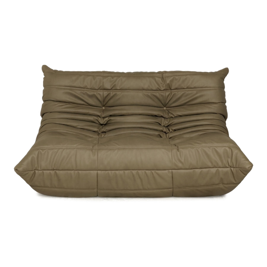 ligne roset Togo Veganes Leder Zweisitzer Olivgrau