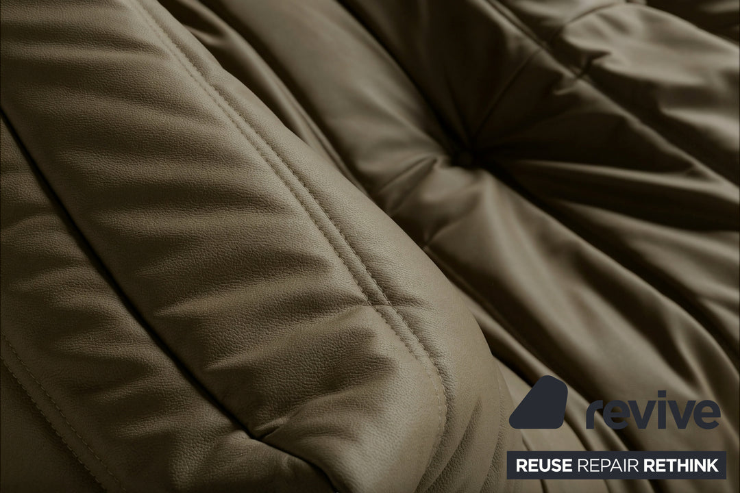 ligne roset Togo Veganes Leder Zweisitzer Olivgrau