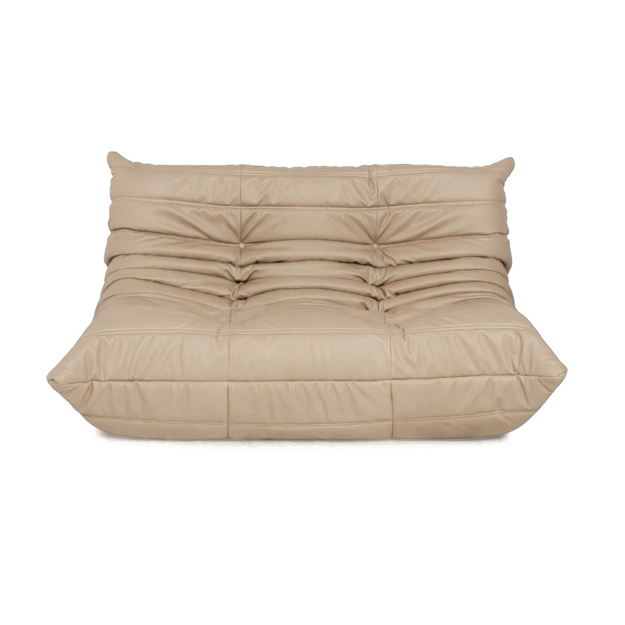 Ligne Roset Togo Zweisitzer Sofa Couch Veganes Leder Beige Taupe Neubezug