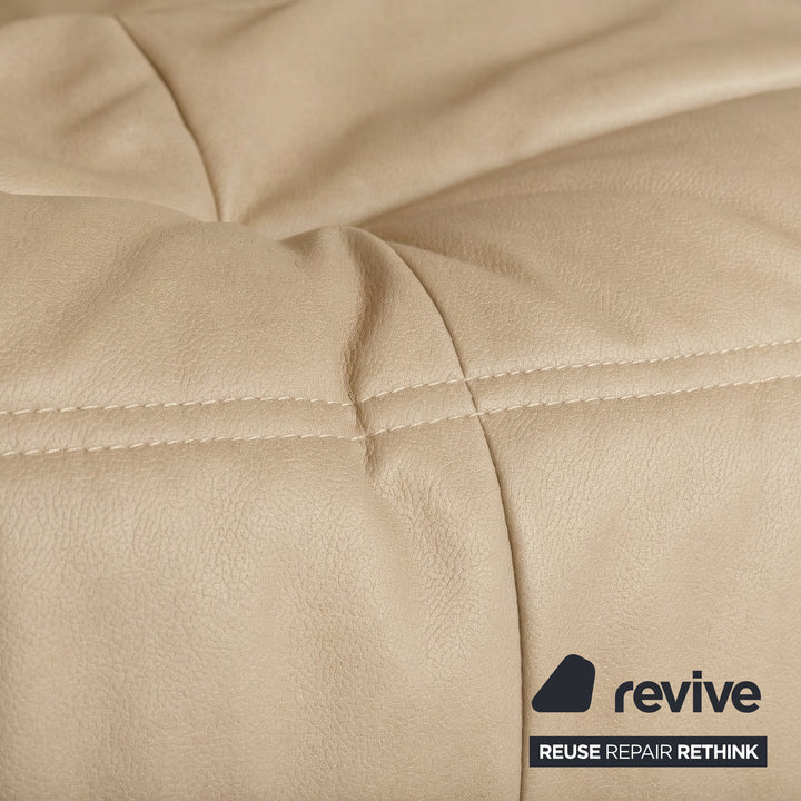 Ligne Roset Togo tweezitsbank bank veganistisch leer beige taupe opnieuw bekleed