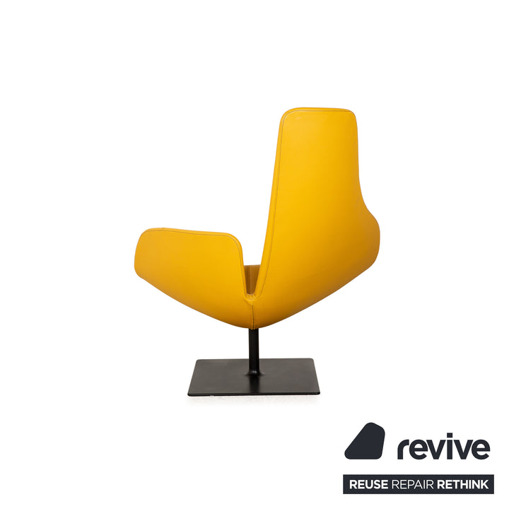 Moroso Fjord Leather Armchair Set Yellow Swivel Function