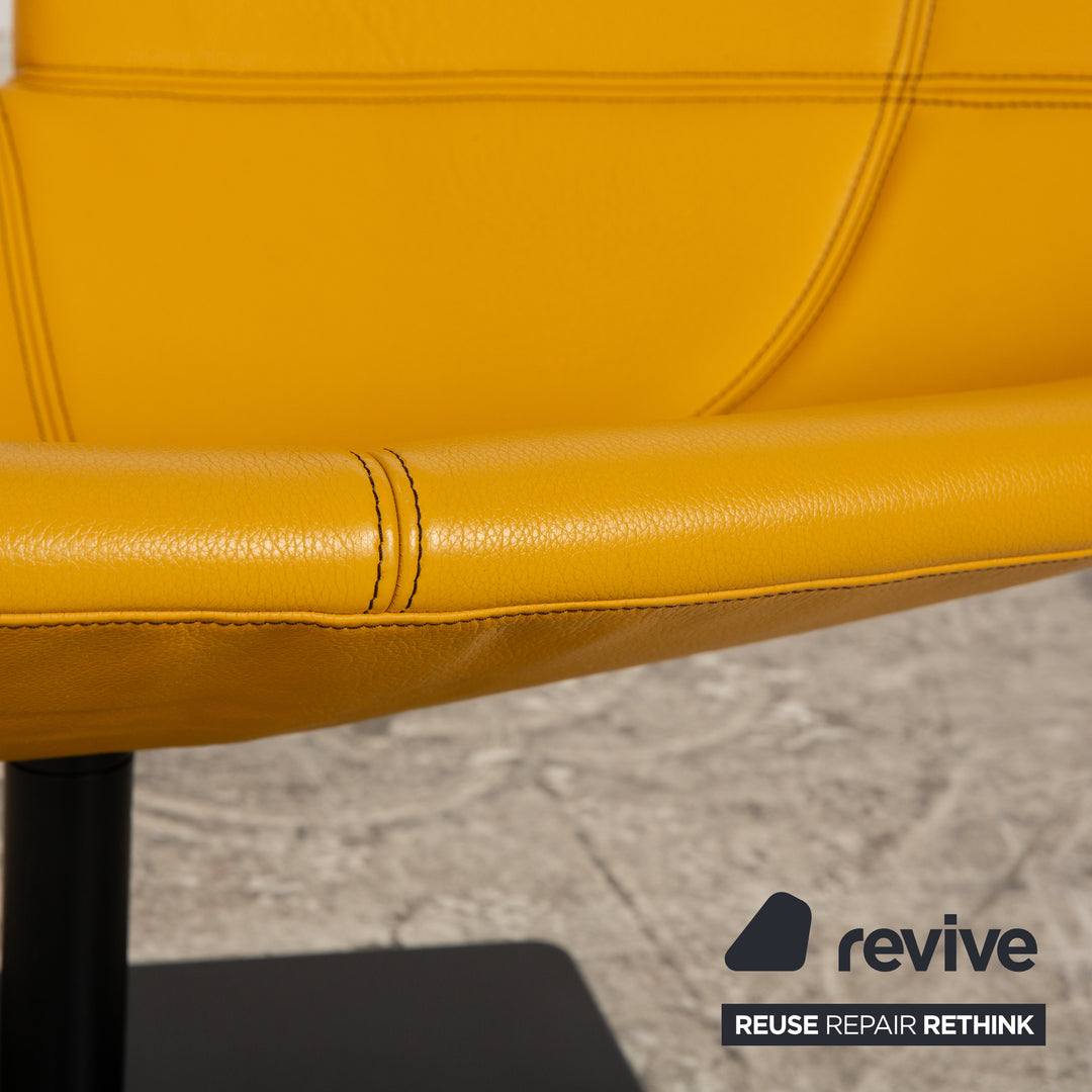 Moroso Fjord ensemble de fauteuils en cuir jaune fonction pivotante