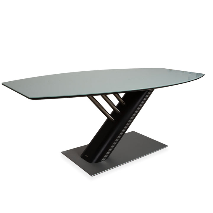Musterring Rosario wooden dining table, white, dining room