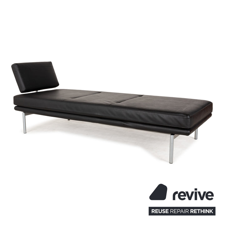 Muuto Outline Leder Liege Schwarz manuelle Funktion