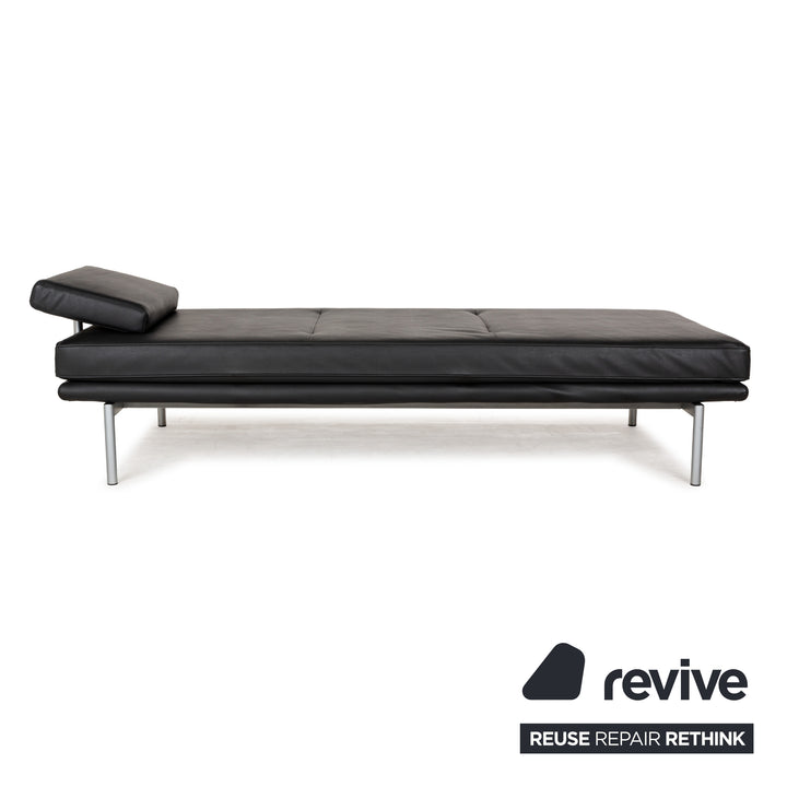 Muuto Outline Leder Liege Schwarz manuelle Funktion