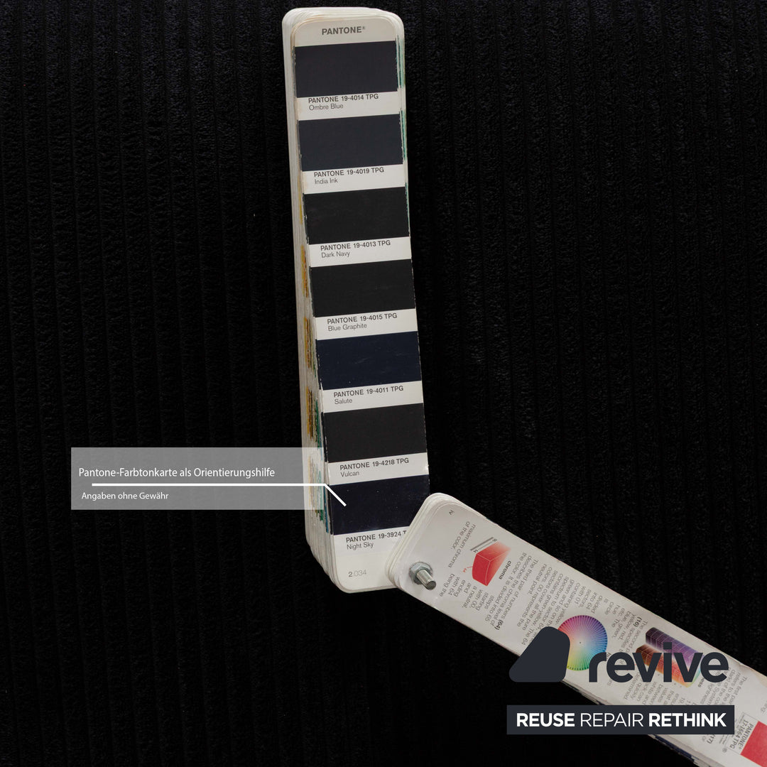 Canapé quatre places en tissu noir MYCS FLAYR