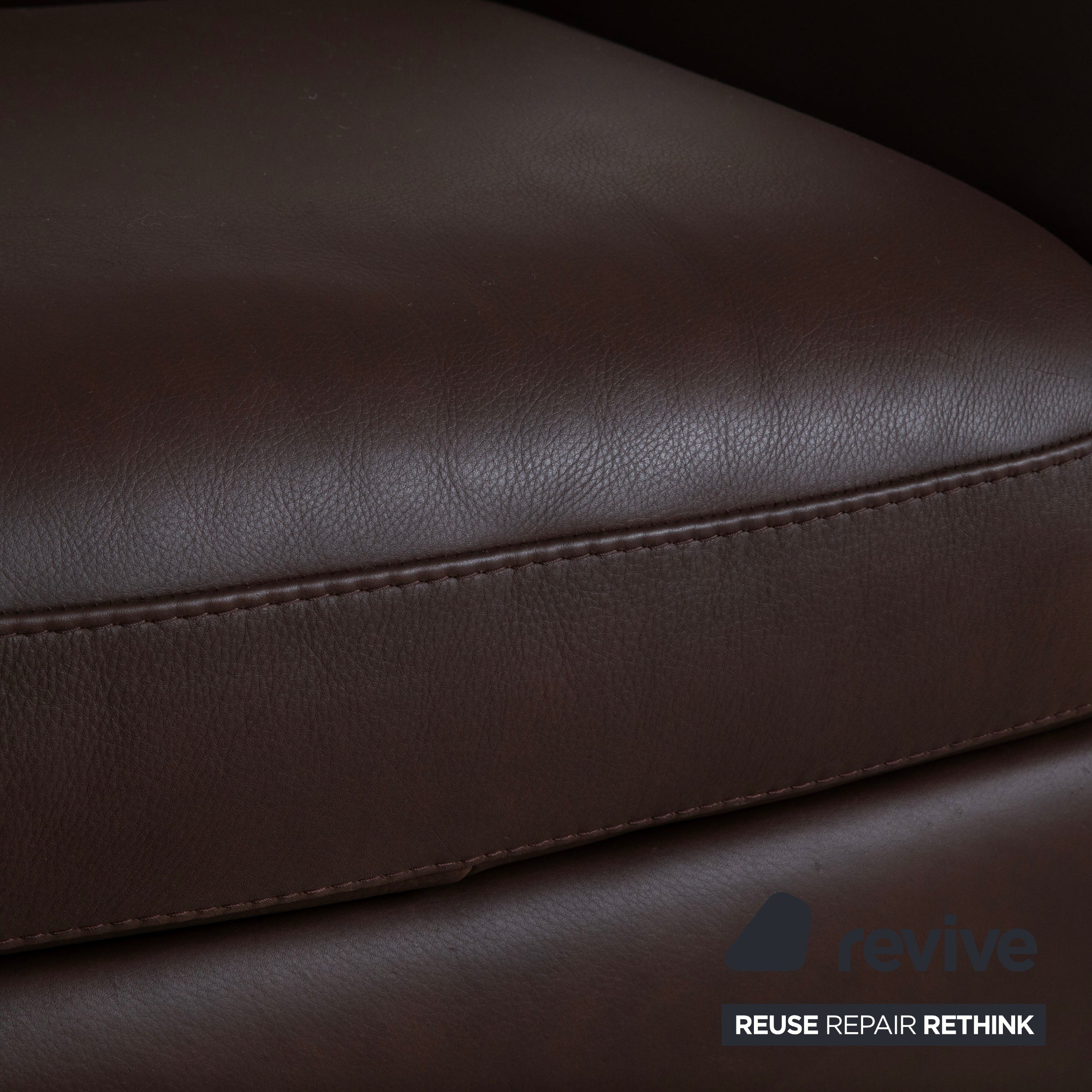 Fauteuil en cuir Natuzzi Editions A399 marron foncé