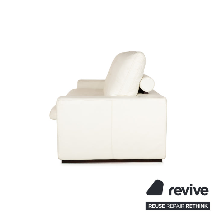 Nieri Leather Three-Seater Cream White Sofa Couch