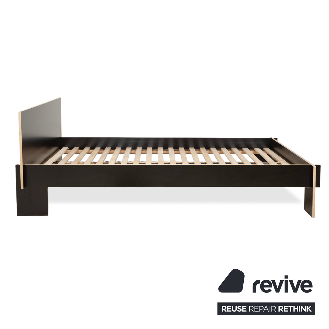 Nils Holger Moormann Siebenschläfer Holz Bett Schwarz