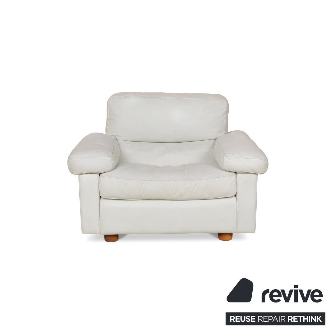 Poltrona Frau Petronio Fauteuil en Cuir Blanc