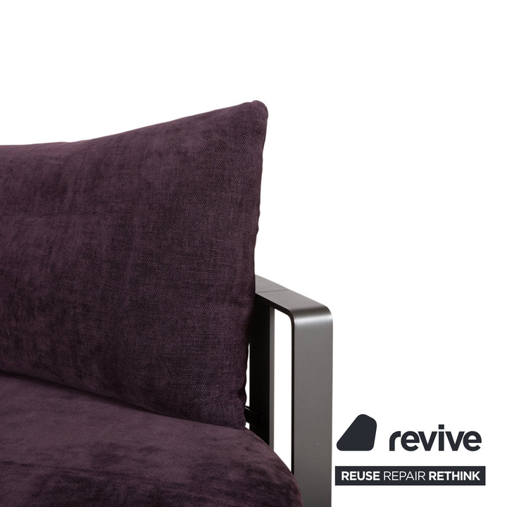 Poltrona Frau Scarlett Stoff Samt Zweisitzer Lila Aubergine Violett Sofa Couch mit Rollen