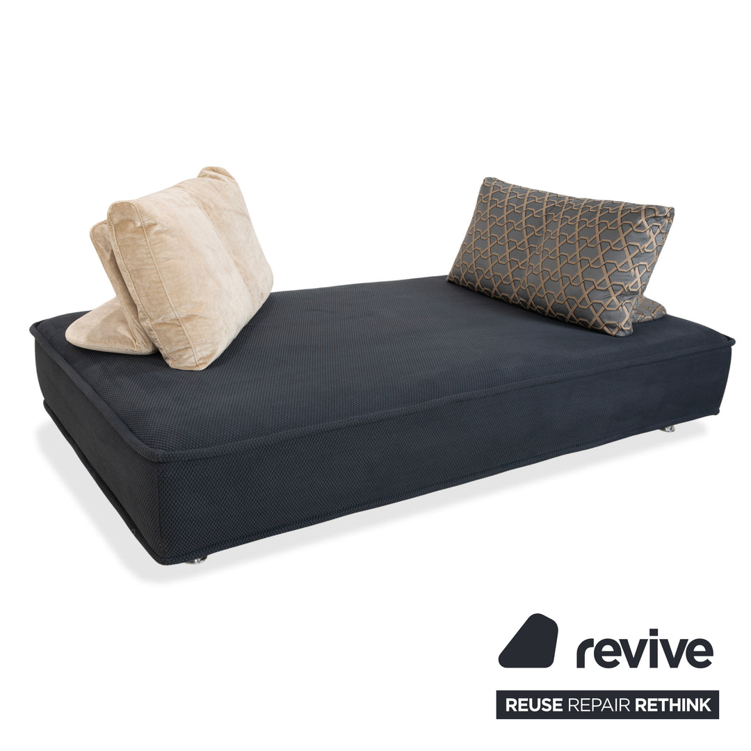 Canapé-lit deux places Roche Bobois Escapade en tissu gris et bleu