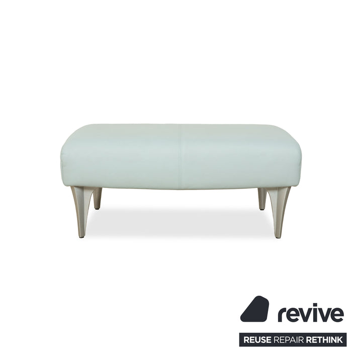 Tabouret en cuir Rolf Benz 1600 bleu clair menthe