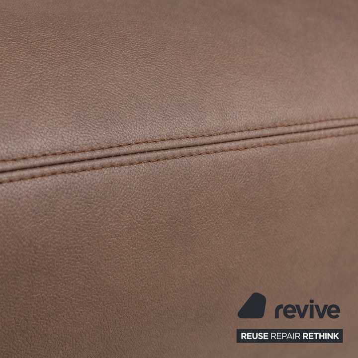 Fauteuil Rolf Benz 3100 en cuir vegan marron, fonction relaxation, chocolat moka, boue, nouvelle housse