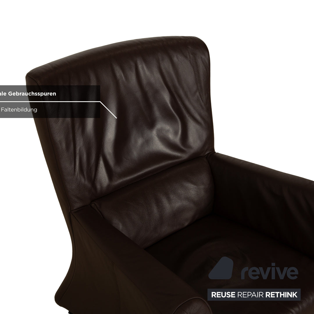 Fauteuil en cuir Rolf Benz 322 avec repose-pieds marron châtaignier